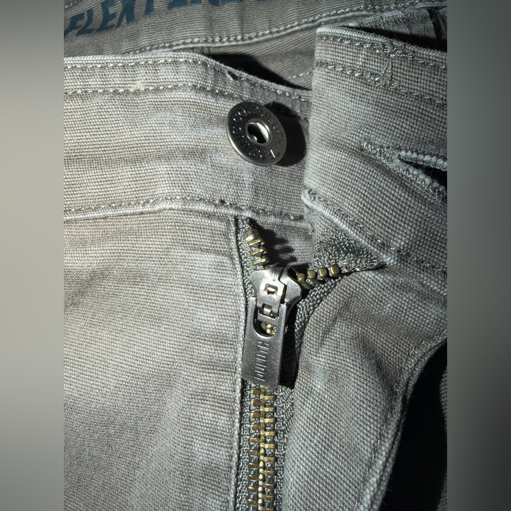 Duluth Trading Men's Flex Fire Hose Relaxed Fit Cargo Work Pants 36x30 Gray EUC - Picture 11 of 12